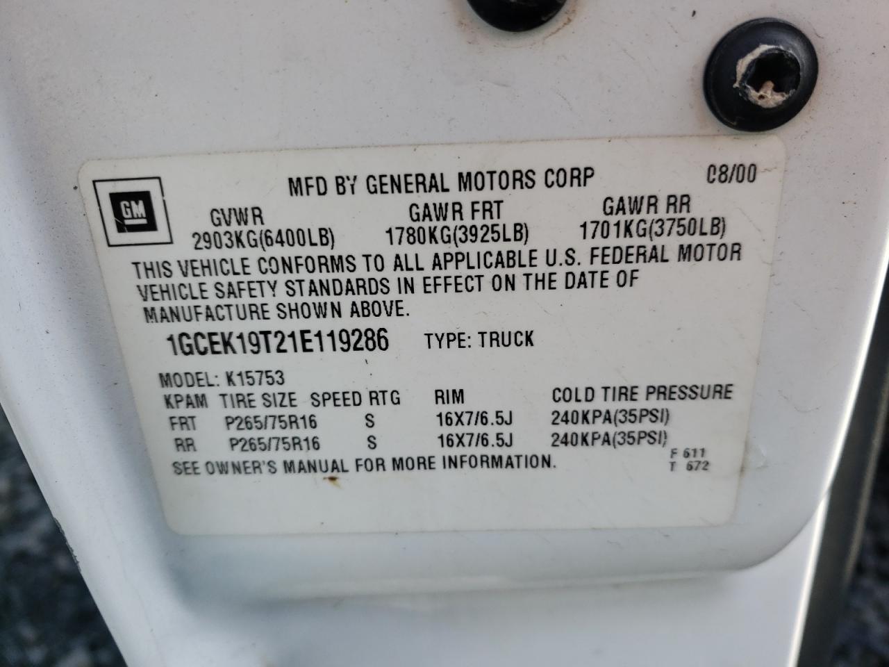 Photo 10 from auction – 2001 CHEVROLET SILVERADO with VIN 1GCEK19T21E119286