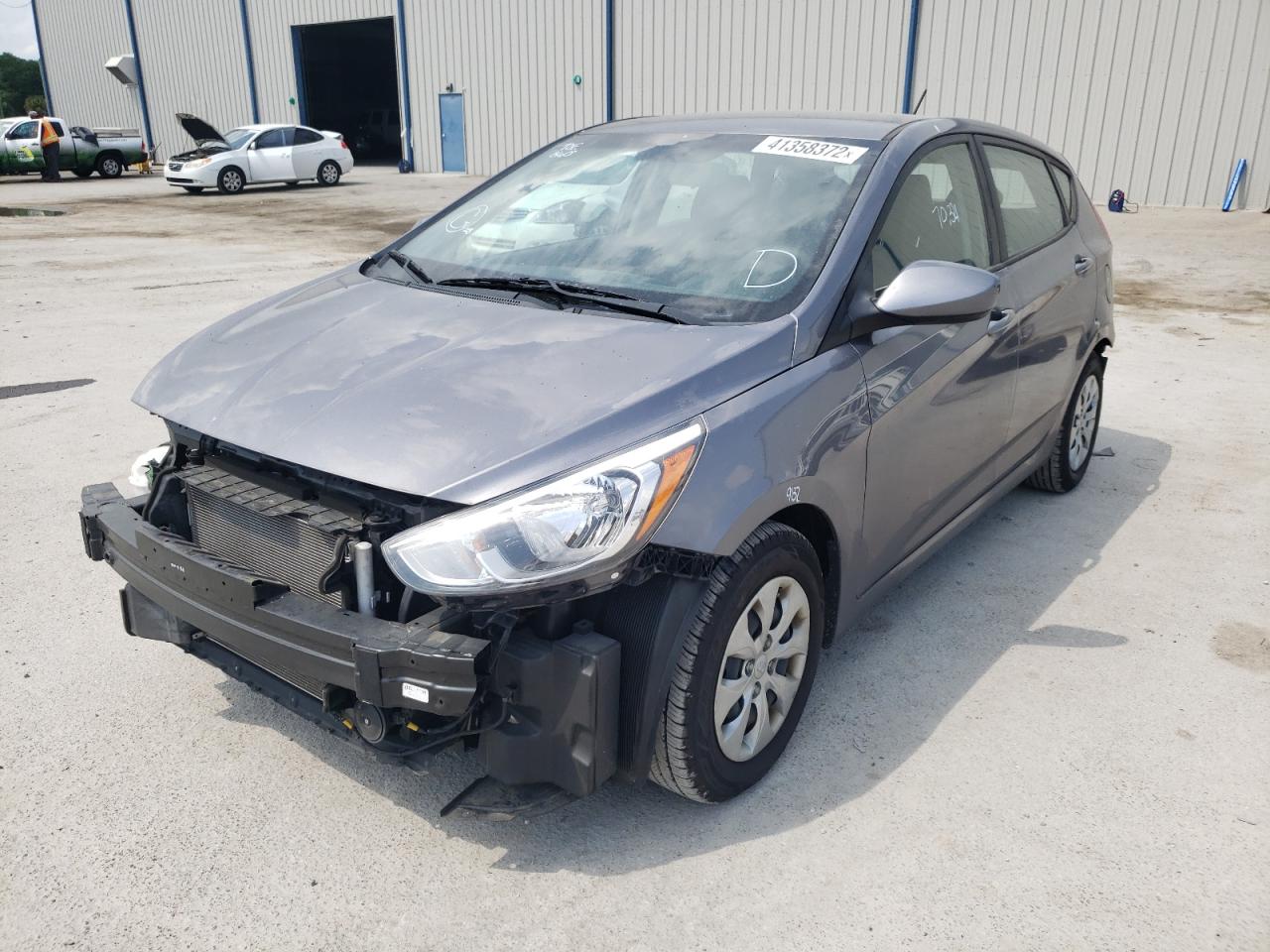 Photo 2 from auction – 2017 HYUNDAI ACCENT SE with VIN KMHCT5AE2HU324224
