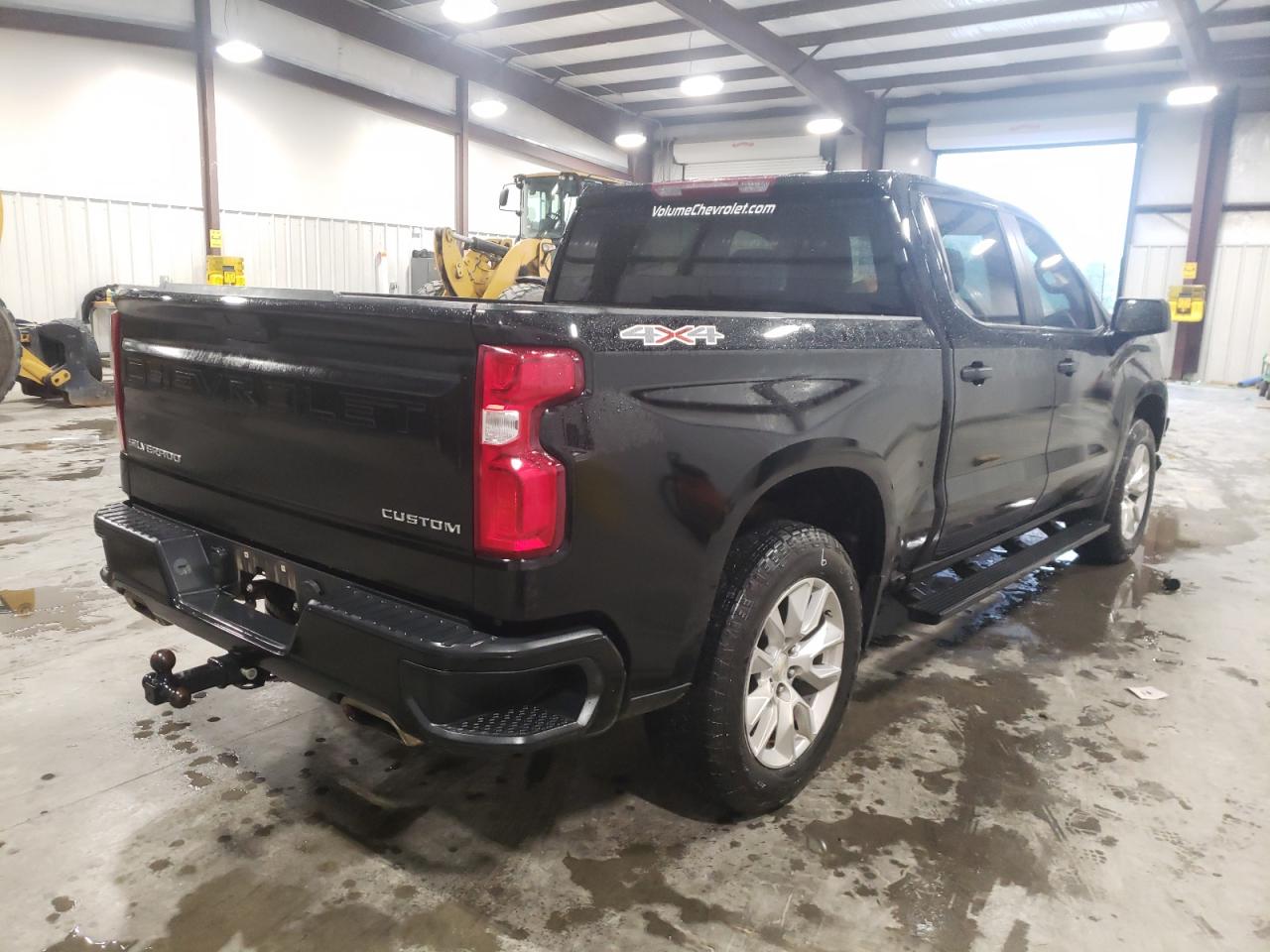 Photo 4 from auction – 2020 CHEVROLET SILVERADO with VIN 1GCUYBEF2LZ186241