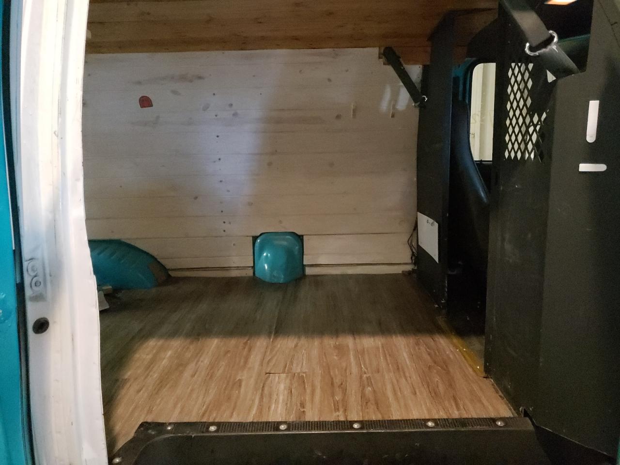 Photo 6 from auction – 1996 FORD ECONOLINE with VIN 1FTEE14Y9THB37103