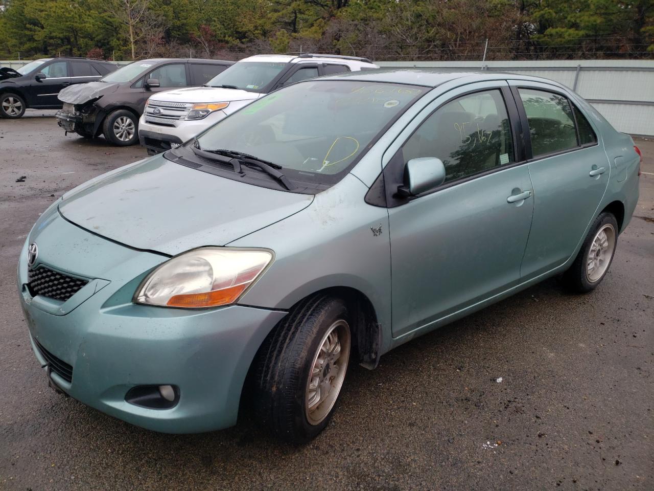 Photo 2 from auction – 2010 TOYOTA YARIS with VIN JTDBT4K32A4072102