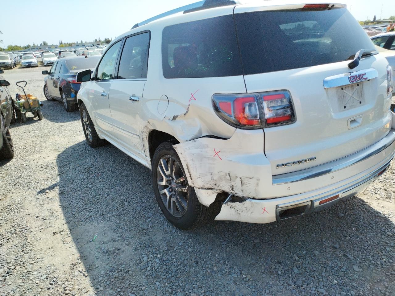 Photo 9 from auction – 2014 GMC ACADIA DEN with VIN 1GKKRTKD6EJ153505