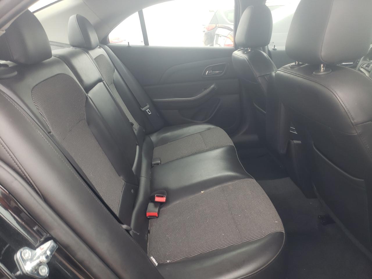 Photo 6 from auction – 2015 CHEVROLET MALIBU 1LT with VIN 1G11C5SL2FF276792