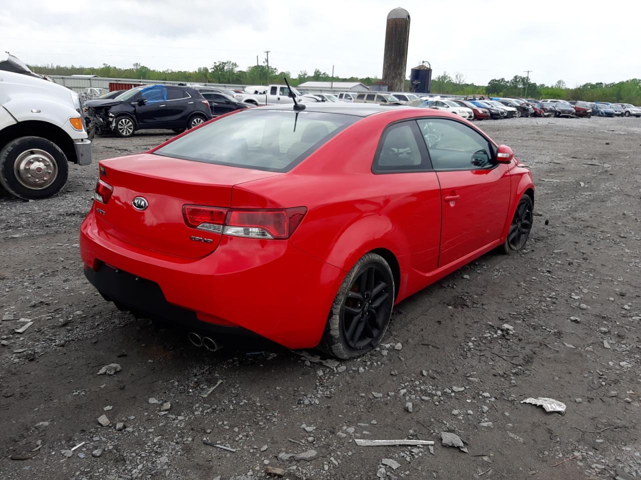Photo 4 from auction – 2010 KIA FORTE SX with VIN KNAFW6A3XA5121799