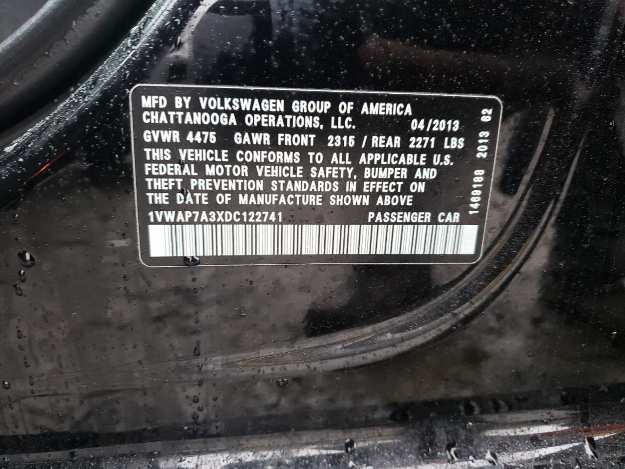 Photo 10 from auction – 2013 VOLKSWAGEN PASSAT S with VIN 1VWAP7A3XDC122741