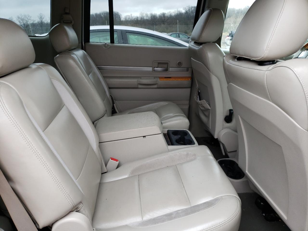 Photo 6 from auction – 2007 CHRYSLER ASPEN LIMI with VIN 1A8HW58237F507253