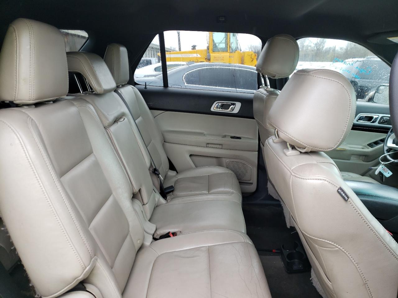Photo 6 from auction – 2011 FORD EXPLORER L with VIN 1FMHK7F87BGA31075
