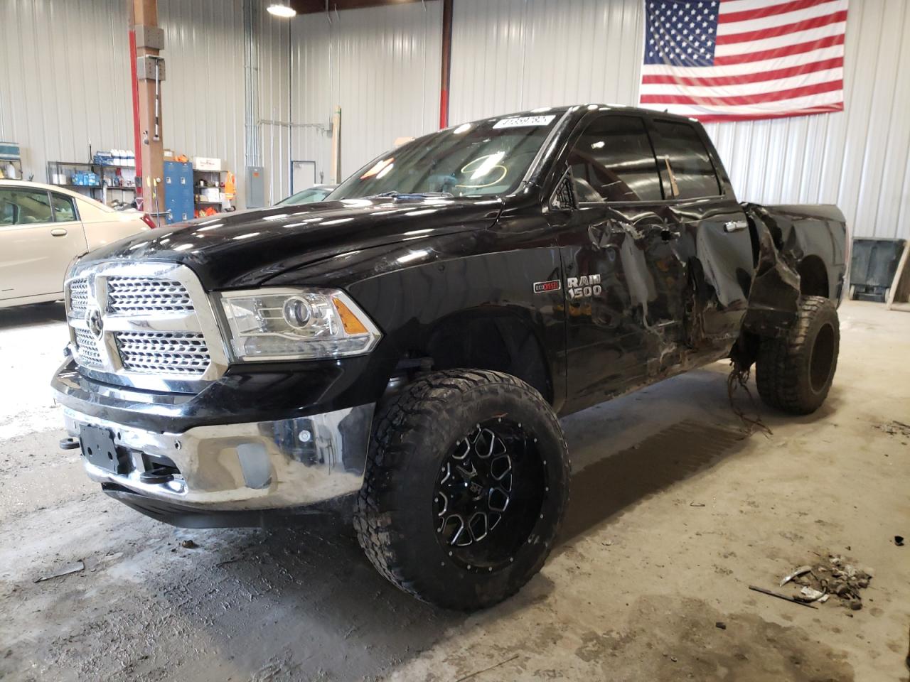Photo 2 from auction – 2015 RAM 1500 LARAM with VIN 1C6RR7JM2FS521345