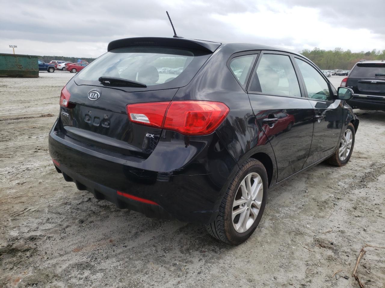 Zdjęcie 4 z aukcji – 2012 KIA FORTE EX z VIN KNAFU5A24C5585195