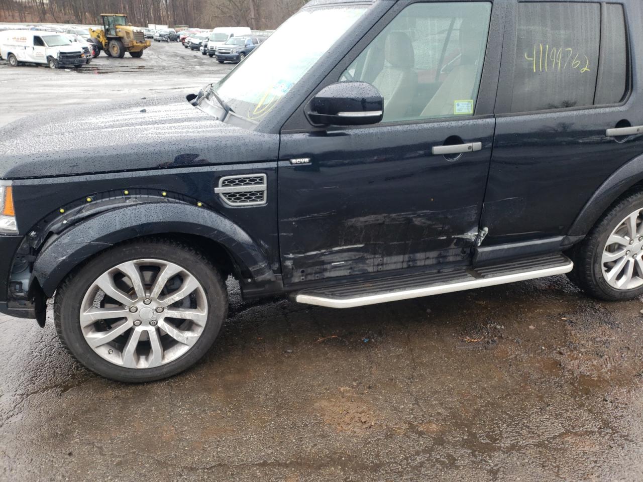 Photo 9 from auction – 2015 LAND ROVER LR4 HSE with VIN SALAG2V68FA759368