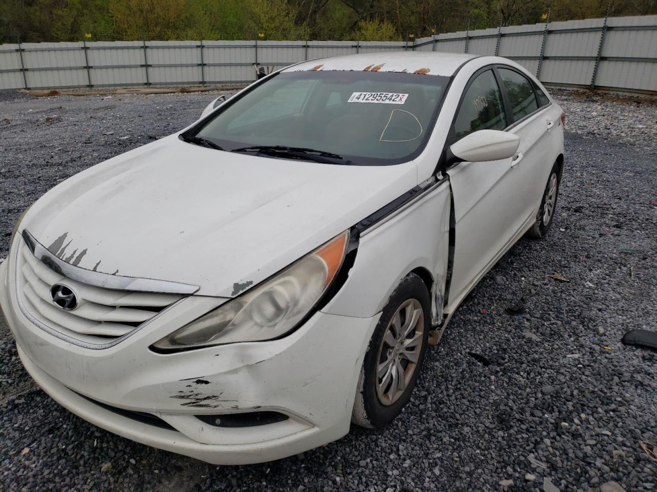 Photo 2 from auction – 2011 HYUNDAI SONATA GLS with VIN 5NPEB4ACXBH207663