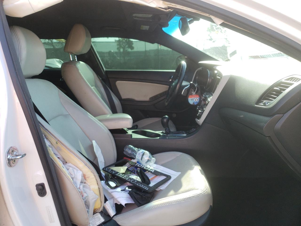 Photo 5 from auction – 2013 KIA OPTIMA SX with VIN 5XXGR4A69DG165354