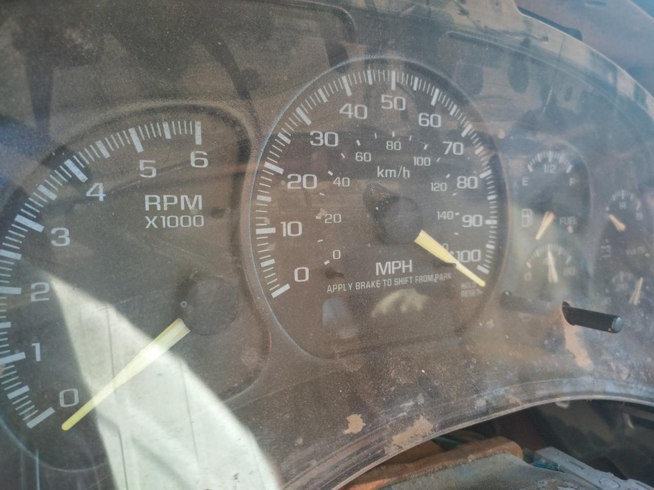 Photo 8 from auction – 2000 GMC NEW SIERRA with VIN 1GTEC19T8YZ271301
