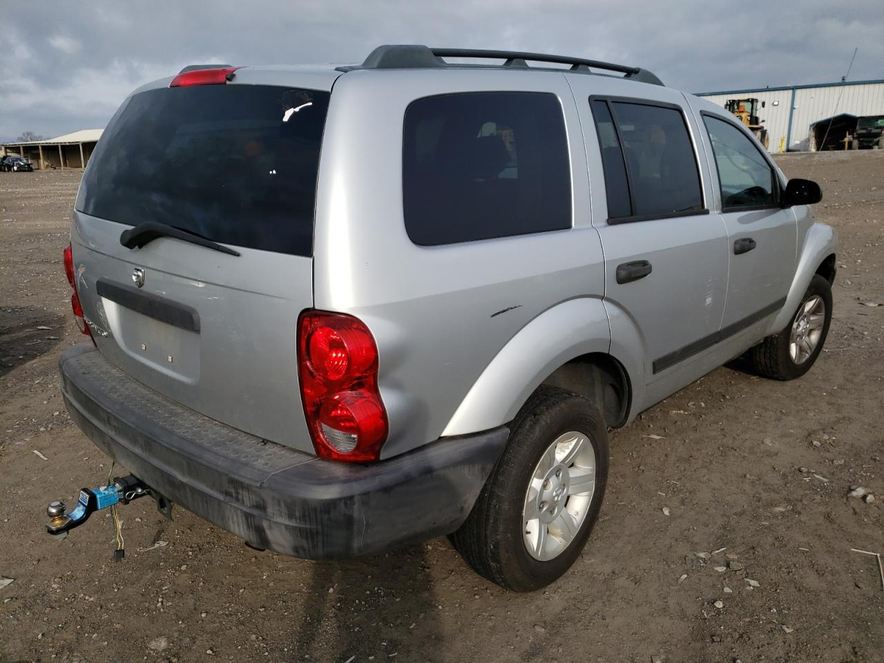 Photo 4 from auction – 2005 DODGE DURANGO ST with VIN 1D4HD38N15F597708
