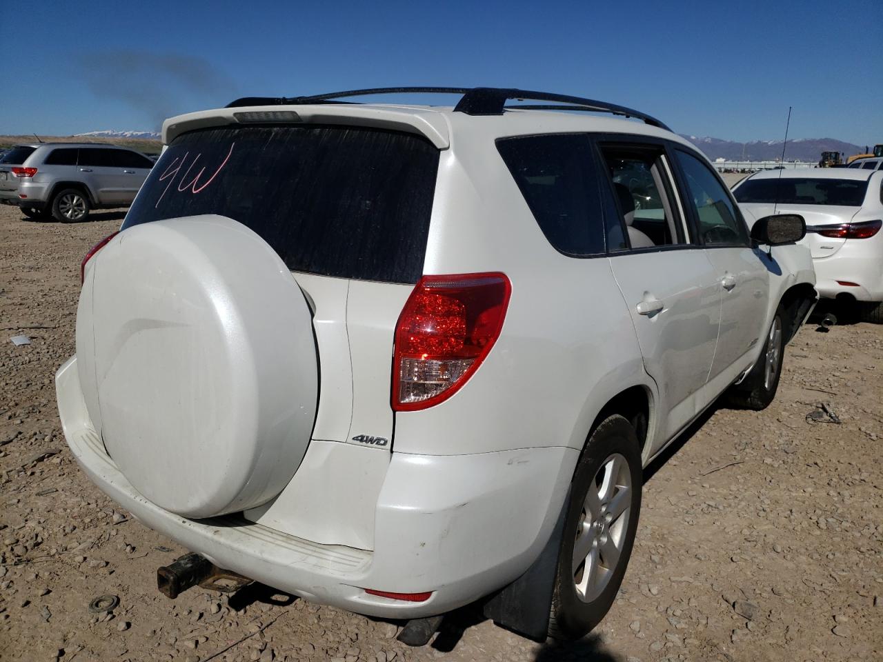Photo 4 from auction – 2008 TOYOTA RAV4 LIMIT with VIN JTMBK31V185044005