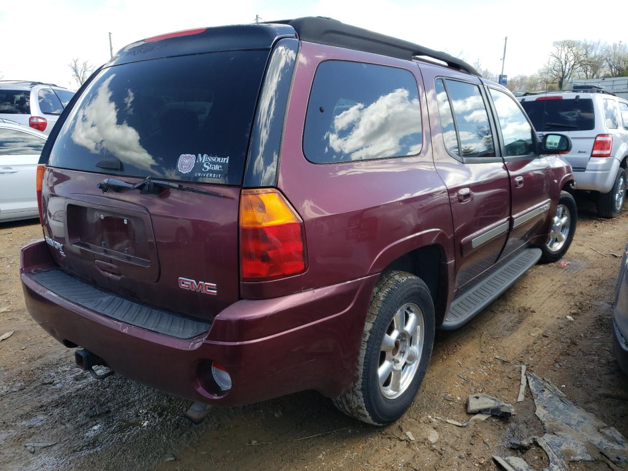 Photo 4 from auction – 2003 GMC ENVOY XL with VIN 1GKET16P236204313