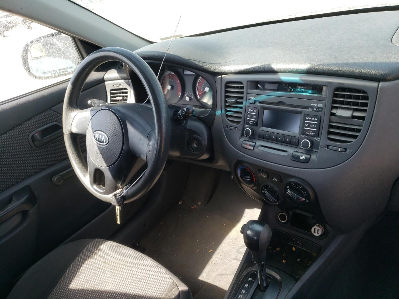 Photo 9 from auction – 2010 KIA RIO LX with VIN KNADH4A35A6680161