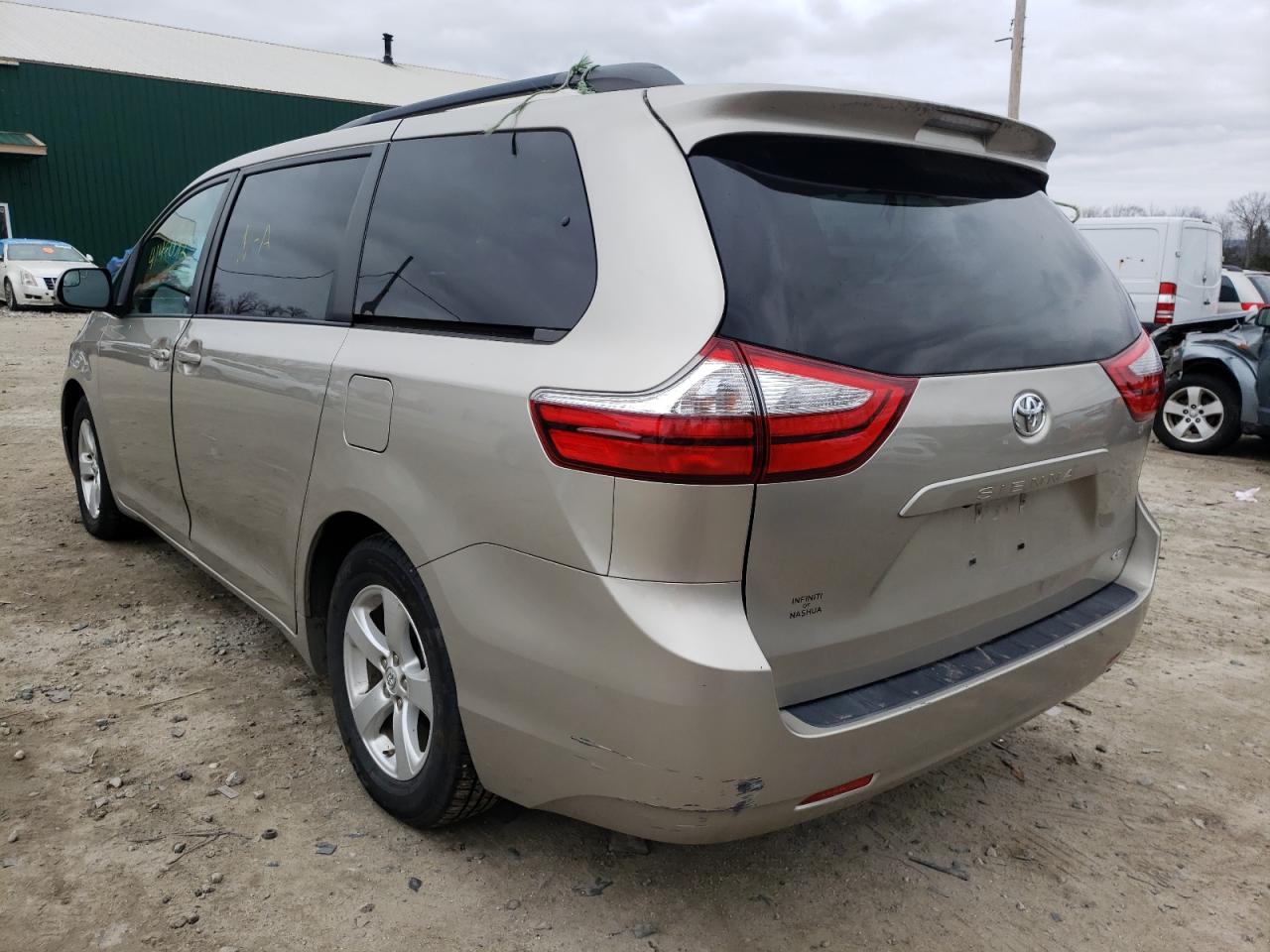 Photo 3 from auction – 2015 TOYOTA SIENNA LE with VIN 5TDKK3DC6FS573760