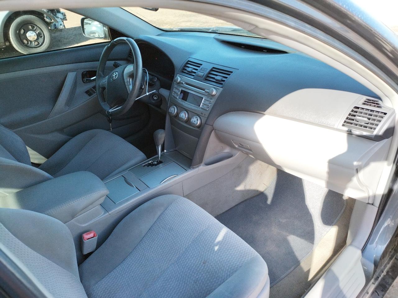 Photo 5 from auction – 2011 TOYOTA CAMRY BASE with VIN 4T4BF3EK6BR113791