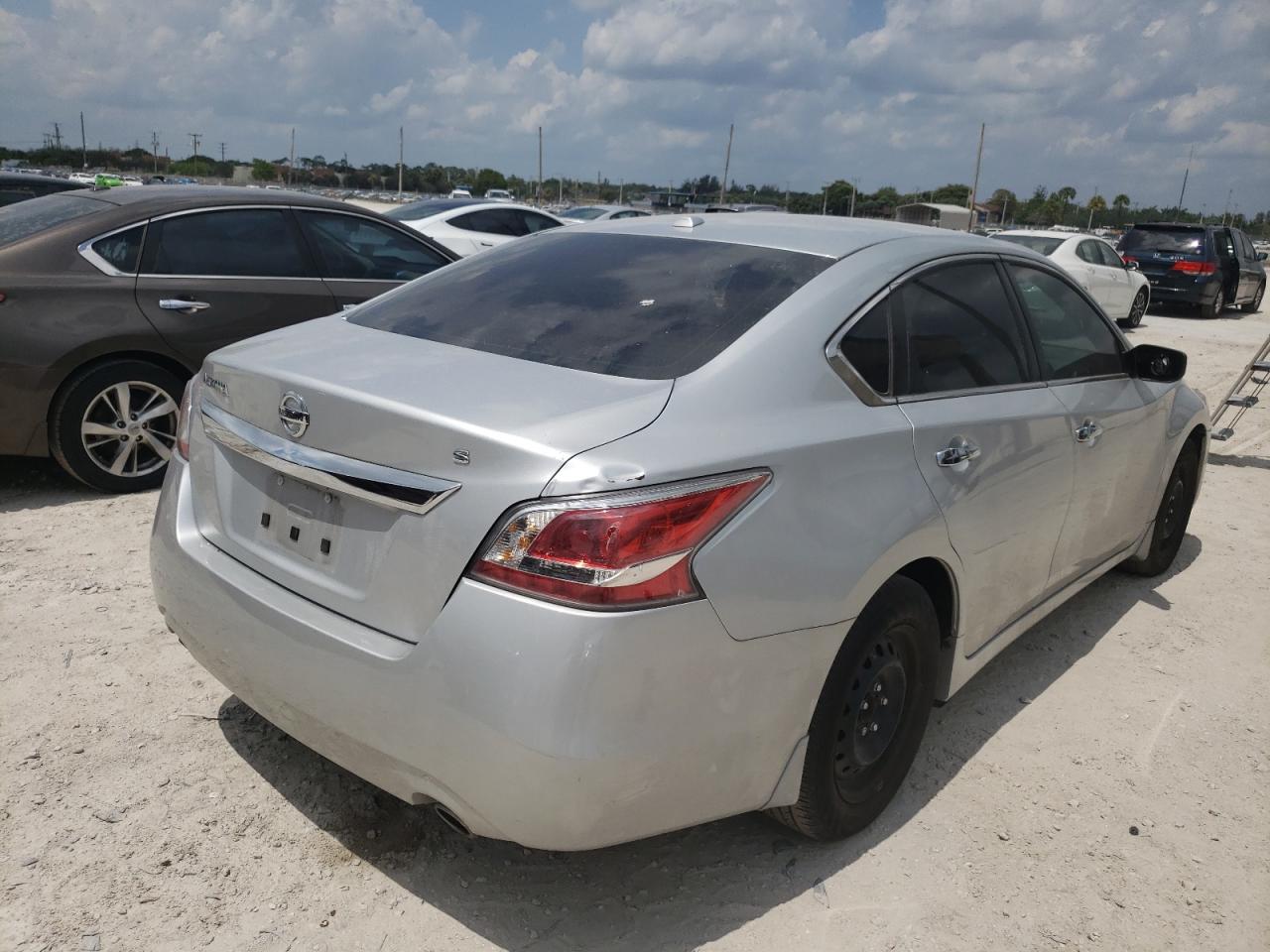 Photo 4 from auction – 2015 NISSAN ALTIMA 2.5 with VIN 1N4AL3APXFC281889