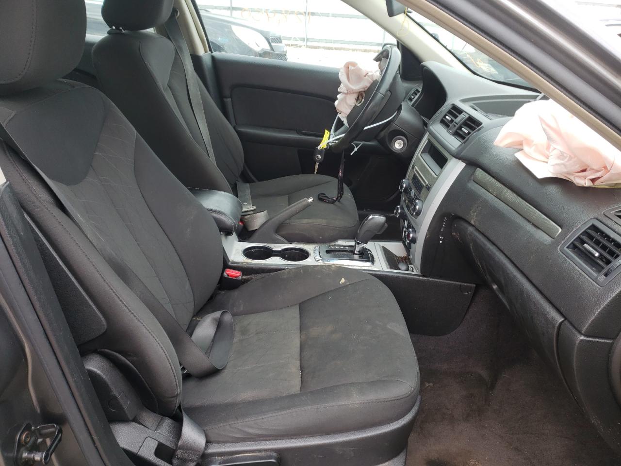 Photo 5 from auction – 2010 MERCURY MILAN with VIN 3MEHM0HA0AR605950