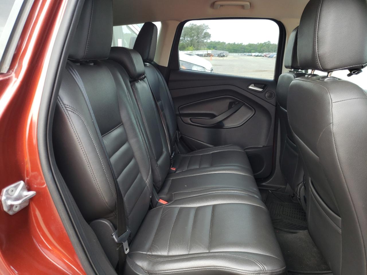 Photo 6 from auction – 2014 FORD ESCAPE SE with VIN 1FMCU0G92EUB83595