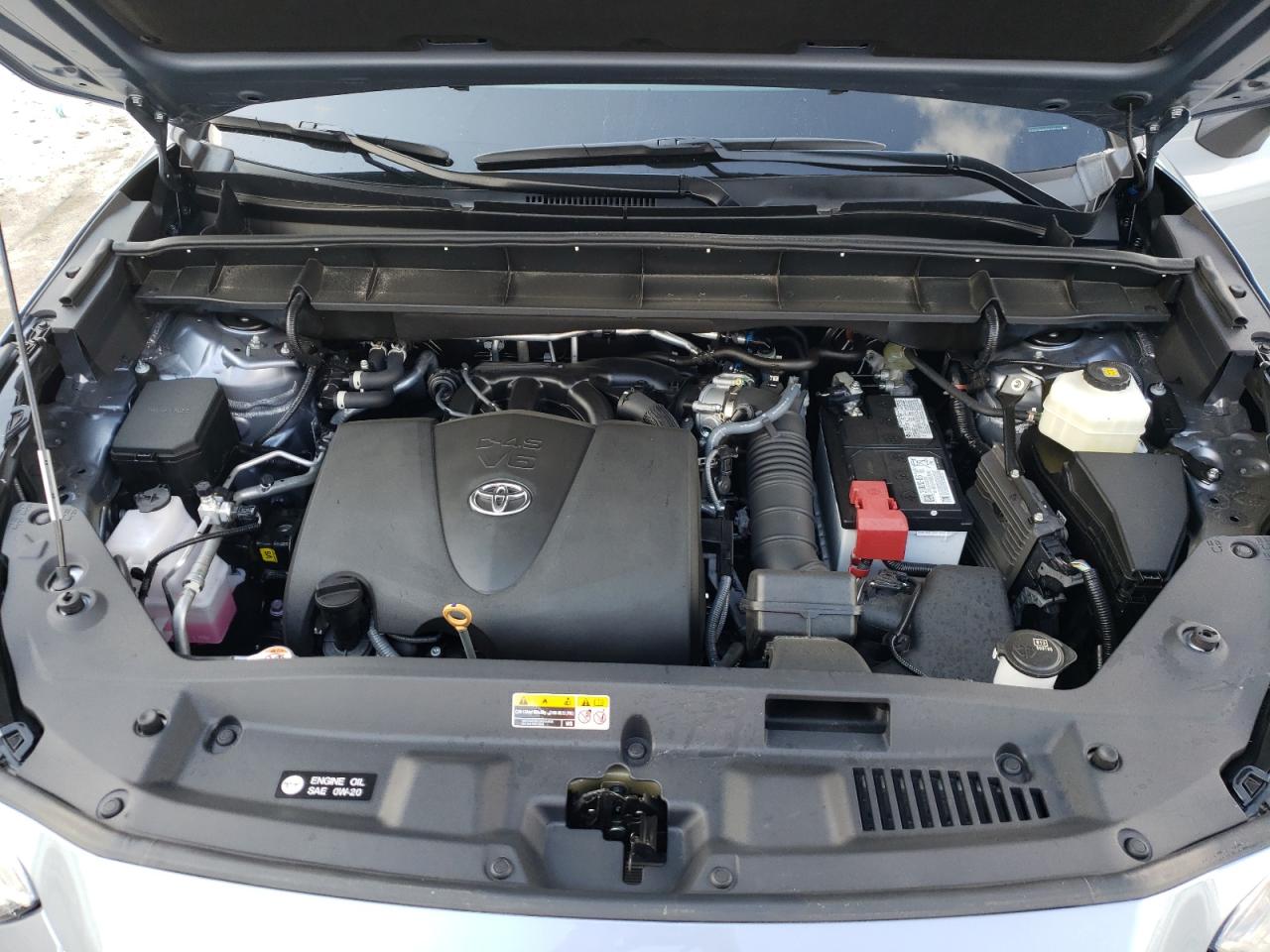 Photo 7 from auction – 2022 TOYOTA HIGHLANDER with VIN 5TDGZRAH8NS102244