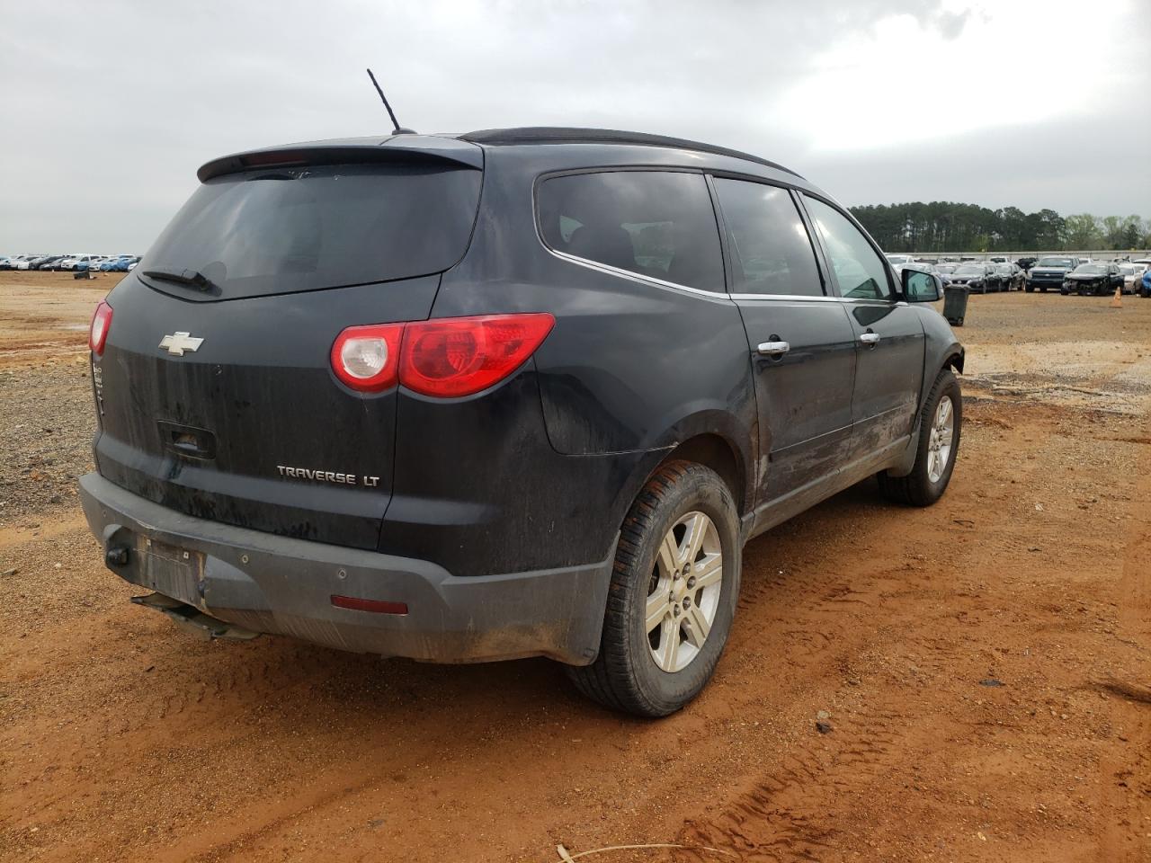 Photo 4 from auction – 2012 CHEVROLET TRAVERSE L with VIN 1GNKRGED1CJ100567