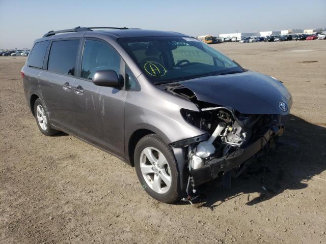 TOYOTA SIENNA LE 2017 with VIN 5TDKZ3DC0HS811732 - Photo from auction