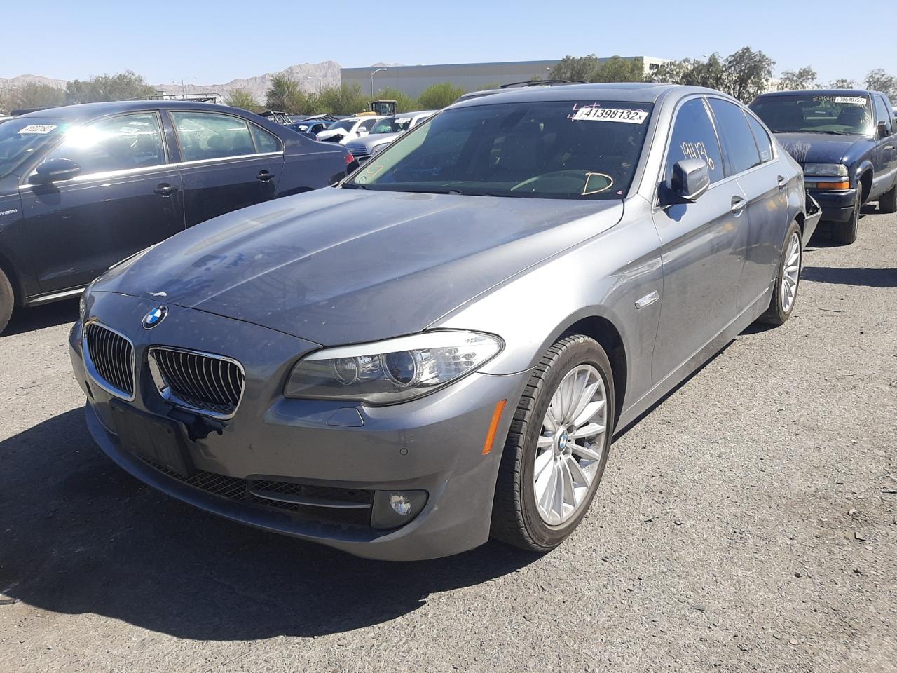 Photo 2 from auction – 2011 BMW 535 I with VIN WBAFR7C52BC803813
