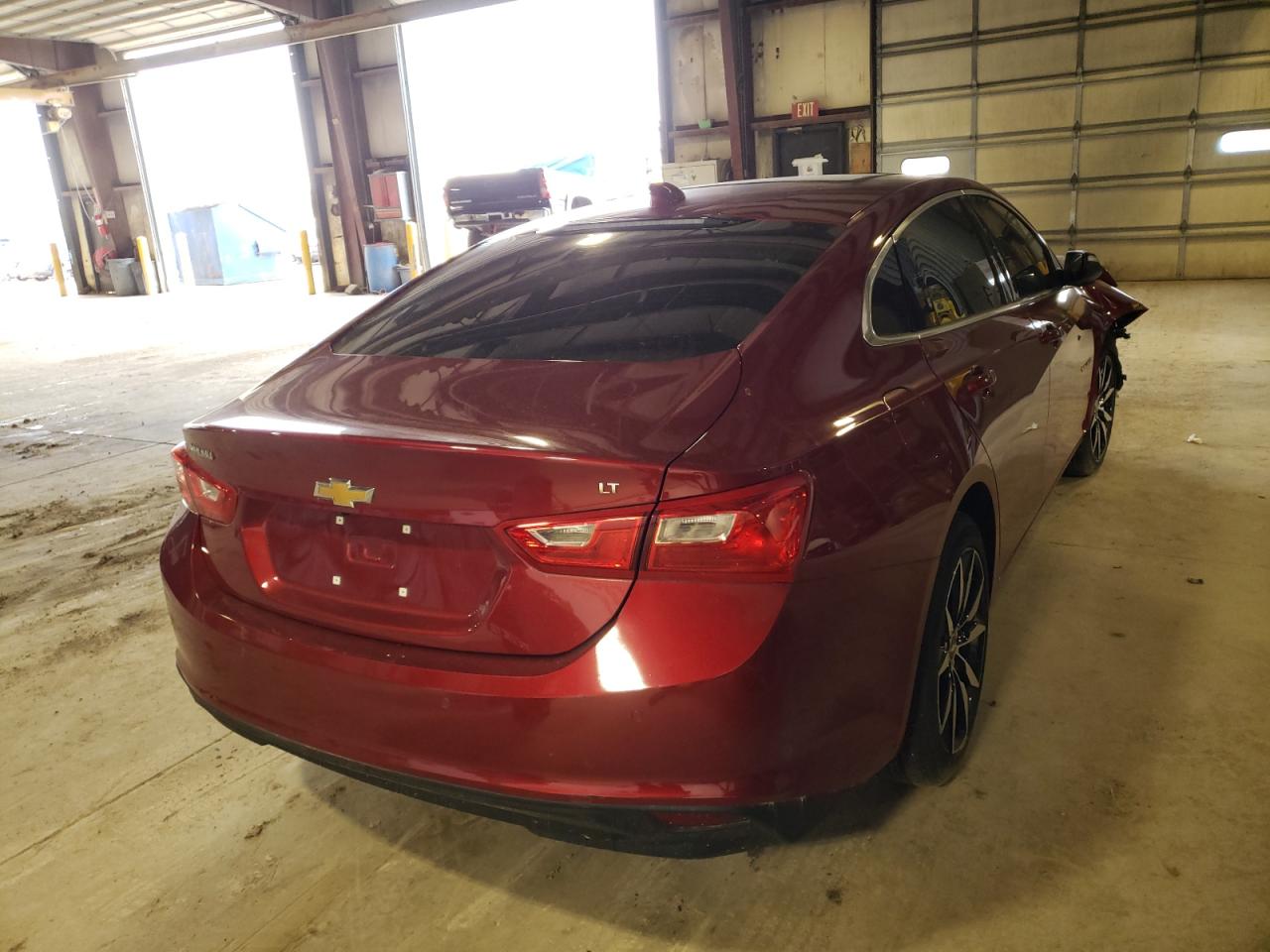 Photo 4 from auction – 2018 CHEVROLET MALIBU LT with VIN 1G1ZD5ST0JF268389