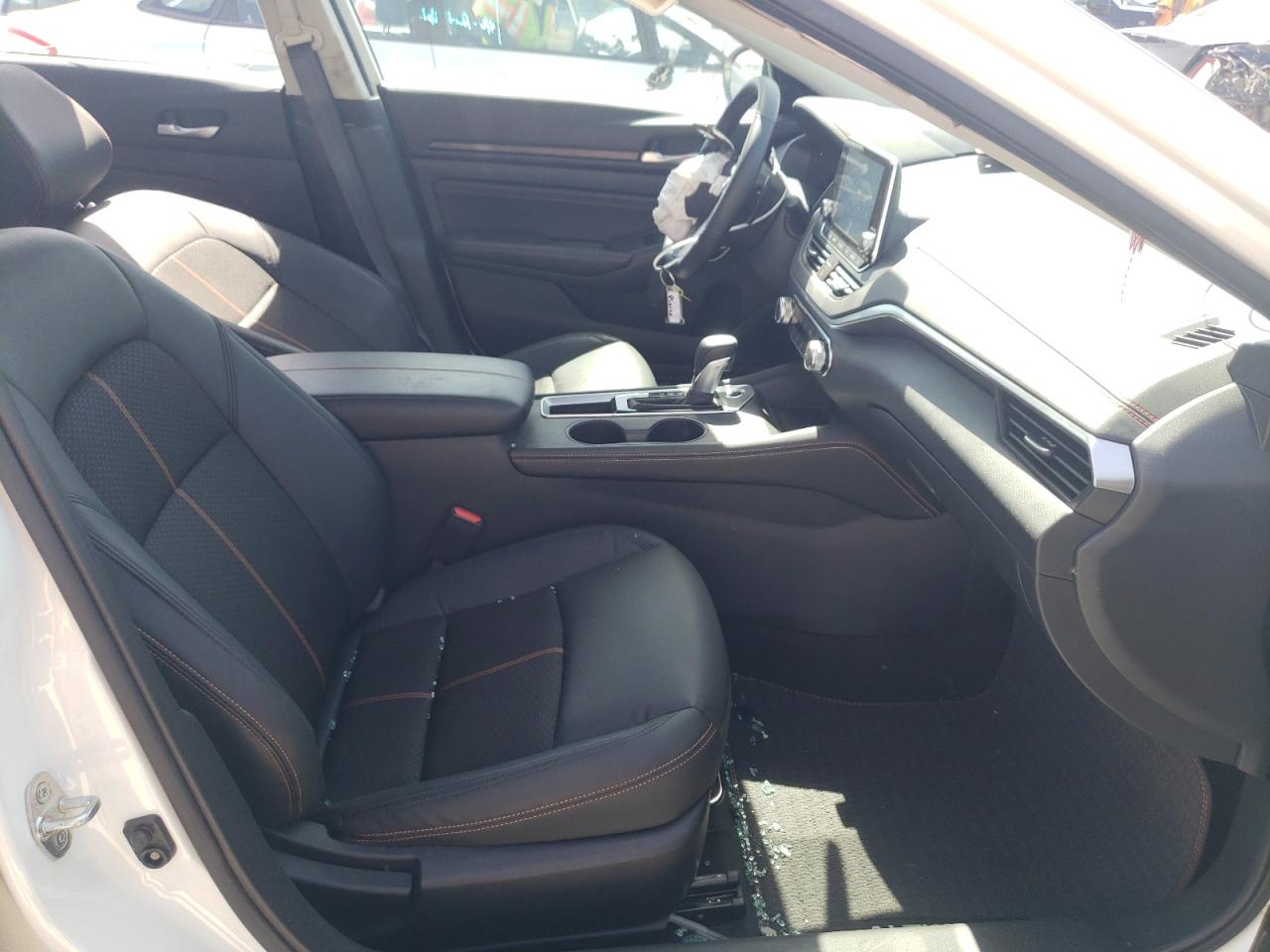 Photo 5 from auction – 2021 NISSAN ALTIMA SR with VIN 1N4BL4CV0MN413288