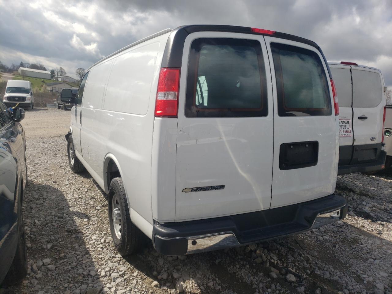 Photo 3 from auction – 2019 CHEVROLET EXPRESS G2 with VIN 1GCWGAFG4K1209352