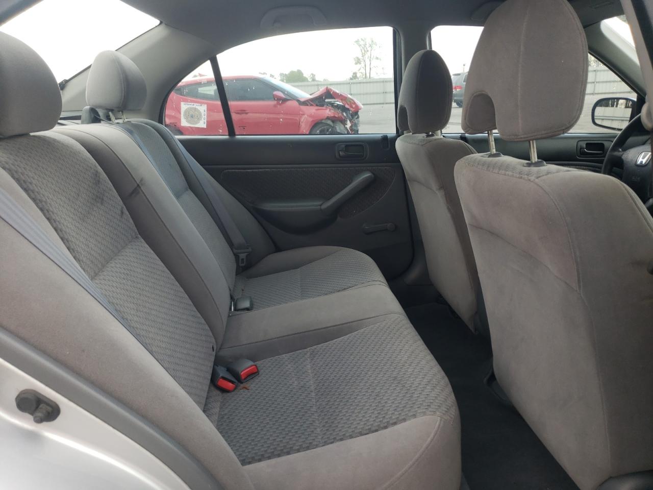 Photo 6 from auction – 2004 HONDA CIVIC DX V with VIN 2HGES16354H602385