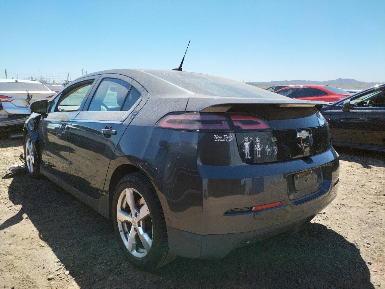 Photo 3 from auction – 2011 CHEVROLET VOLT with VIN 1G1RD6E43BU100186