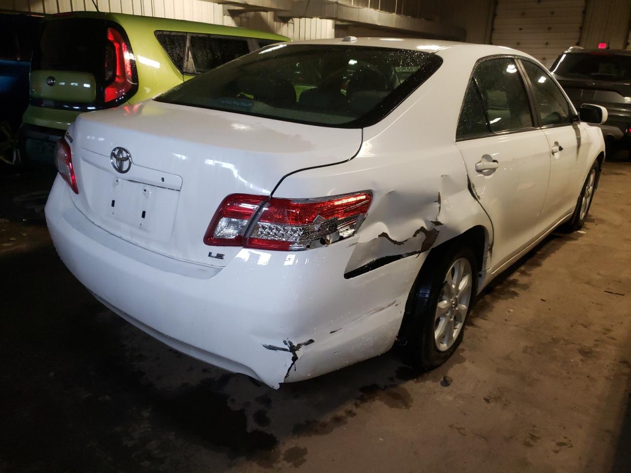 Photo 4 from auction – 2010 TOYOTA CAMRY BASE with VIN 4T4BF3EK3AR083132