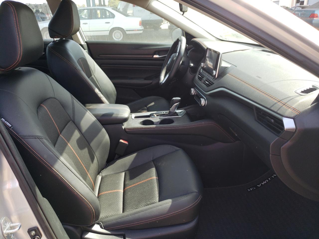 Photo 5 from auction – 2019 NISSAN ALTIMA SR with VIN 1N4BL4CV2KC178790