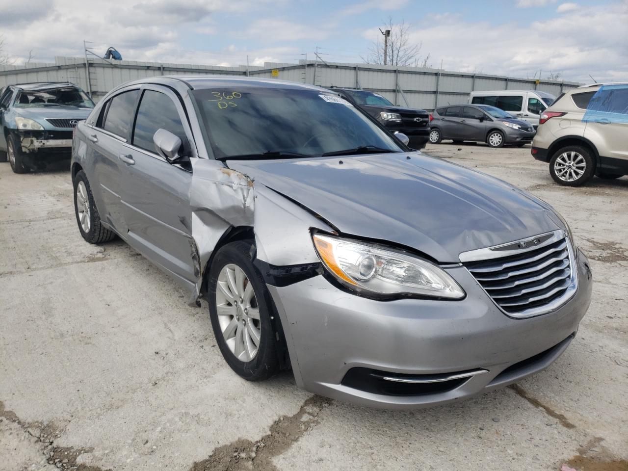 Photo 9 from auction – 2013 CHRYSLER 200 TOURIN with VIN 1C3CCBBB1DN559228