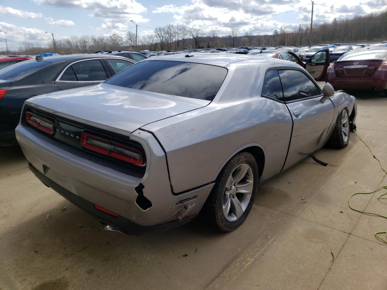 Photo 4 from auction – 2016 DODGE CHALLENGER with VIN 2C3CDZAG1GH184084
