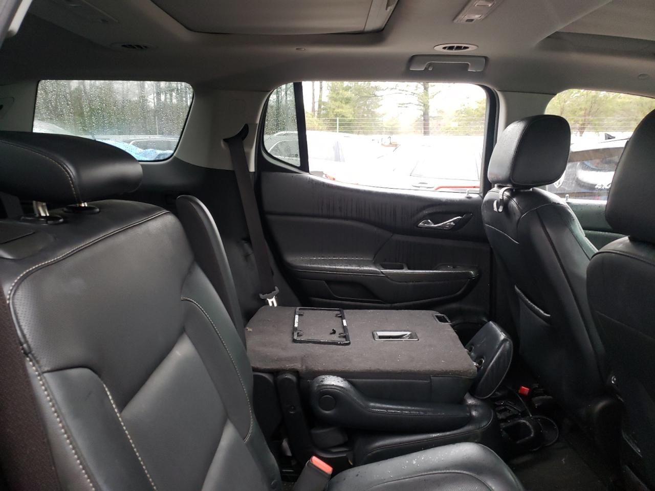 Photo 6 from auction – 2017 GMC ACADIA SLT with VIN 1GKKNULS3HZ198695