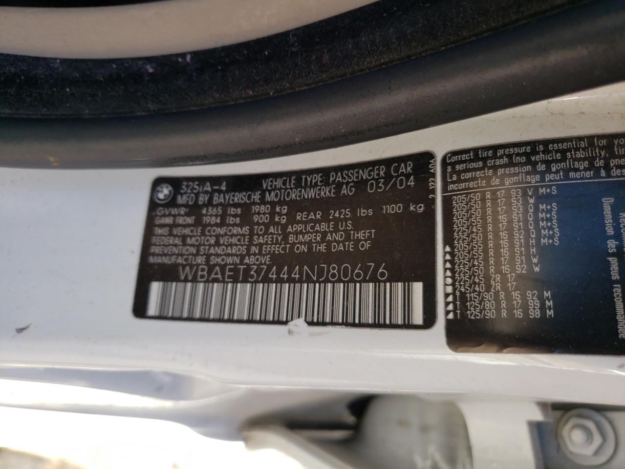 Photo 10 from auction – 2004 BMW 325 I with VIN WBAET37444NJ80676