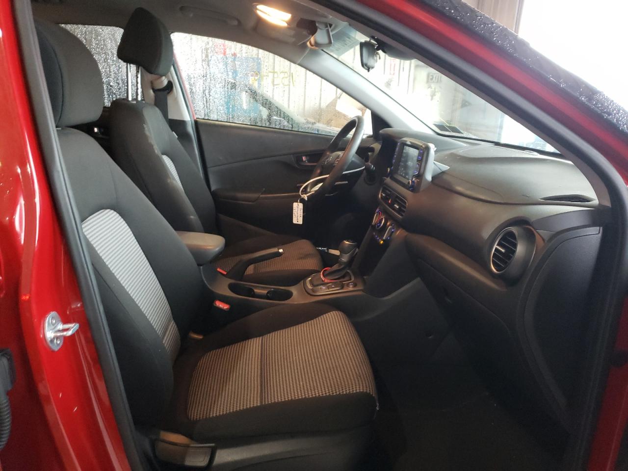 Photo 5 from auction – 2020 HYUNDAI KONA SEL with VIN KM8K2CAA2LU537229