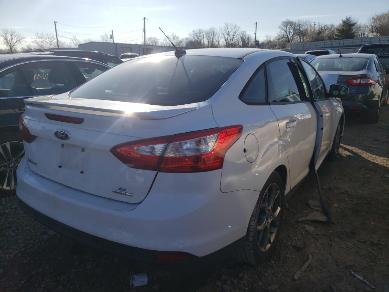 Photo 4 from auction – 2013 FORD FOCUS SE with VIN 1FADP3F20DL177150
