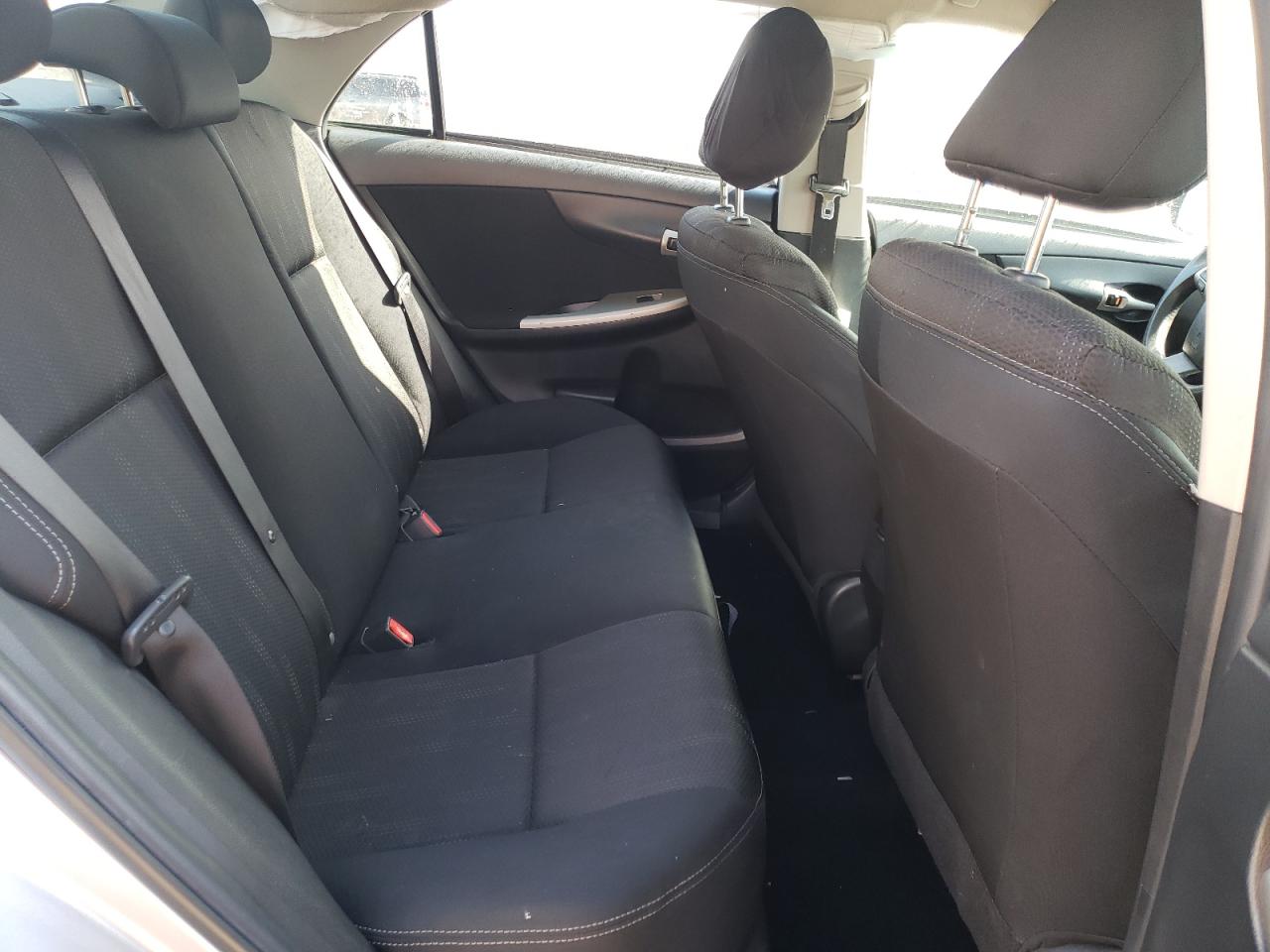 Photo 6 from auction – 2012 TOYOTA COROLLA BA with VIN 2T1BU4EE9CC896902
