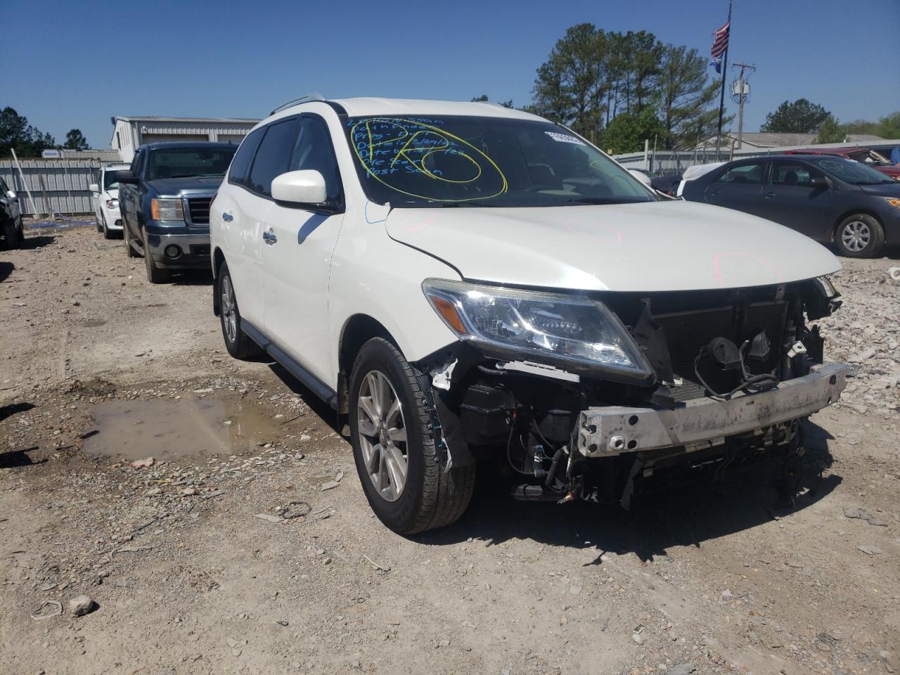 NISSAN PATHFINDER 2016 with VIN 5N1AR2MN3GC610698 - Photo from auction
