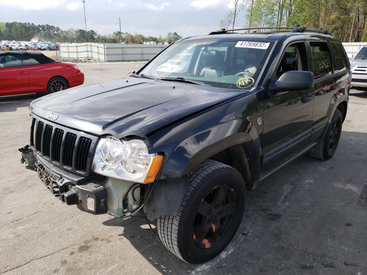 Photo 2 from auction – 2005 JEEP GRAND CHER with VIN 1J4GR48K95C577319