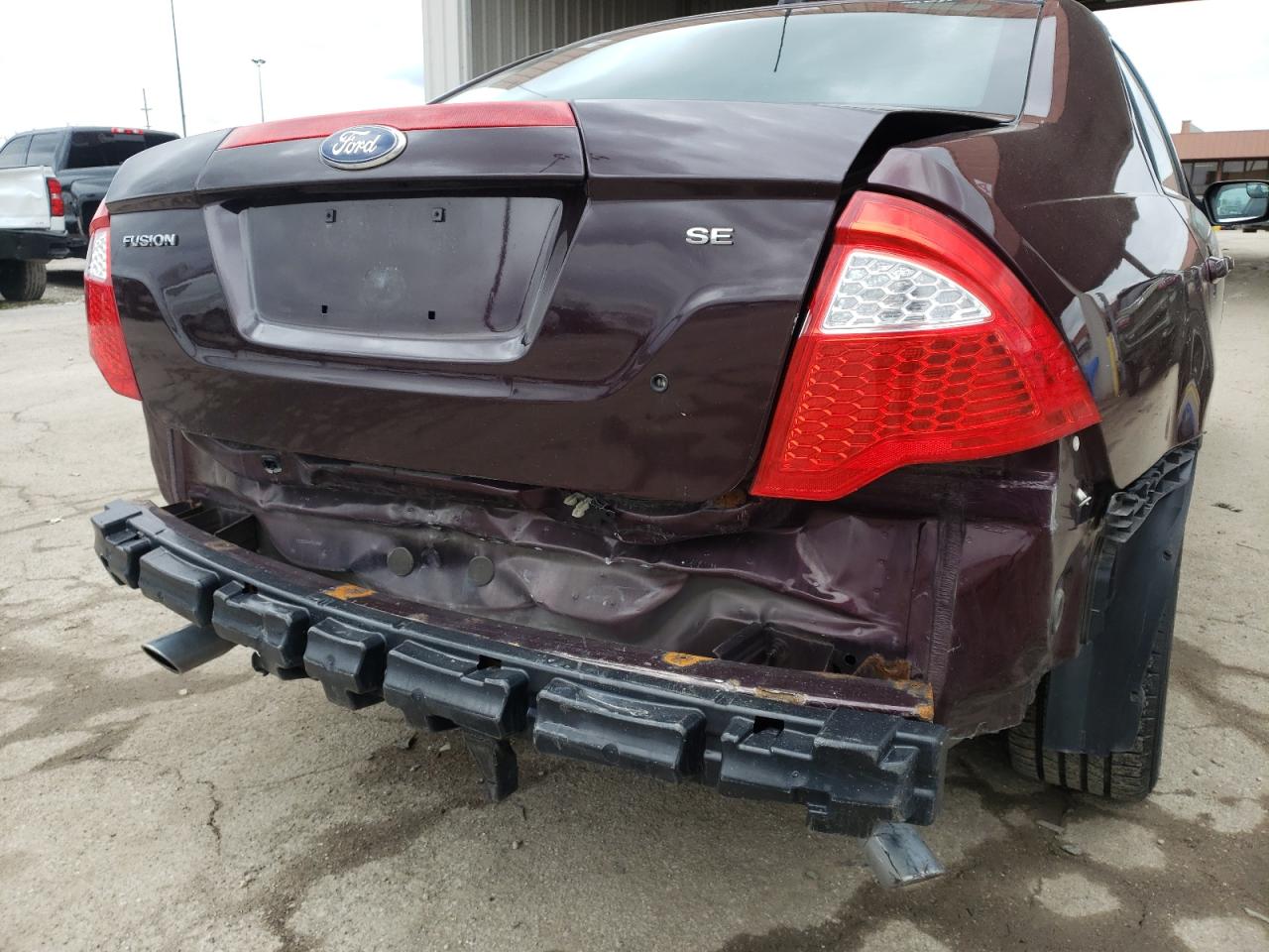 Photo 9 from auction – 2011 FORD FUSION SE with VIN 3FAHP0HG5BR147665