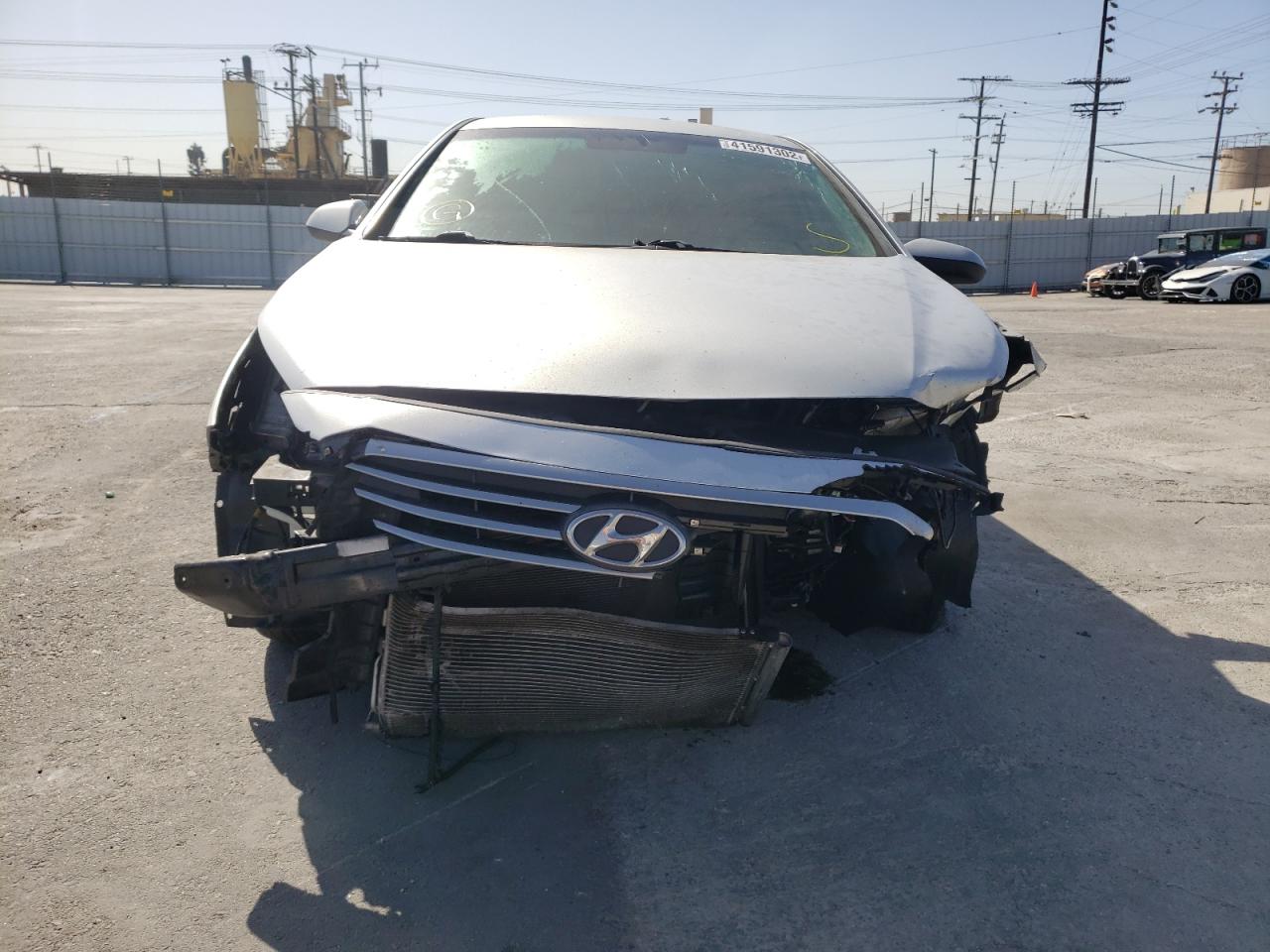 Photo 9 from auction – 2015 HYUNDAI SONATA SE with VIN 5NPE24AF6FH049161