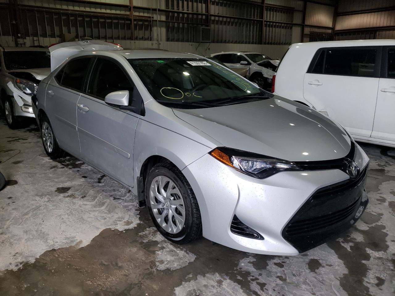 TOYOTA COROLLA L 2017 with VIN 2T1BURHE3HC838817 - Photo from auction