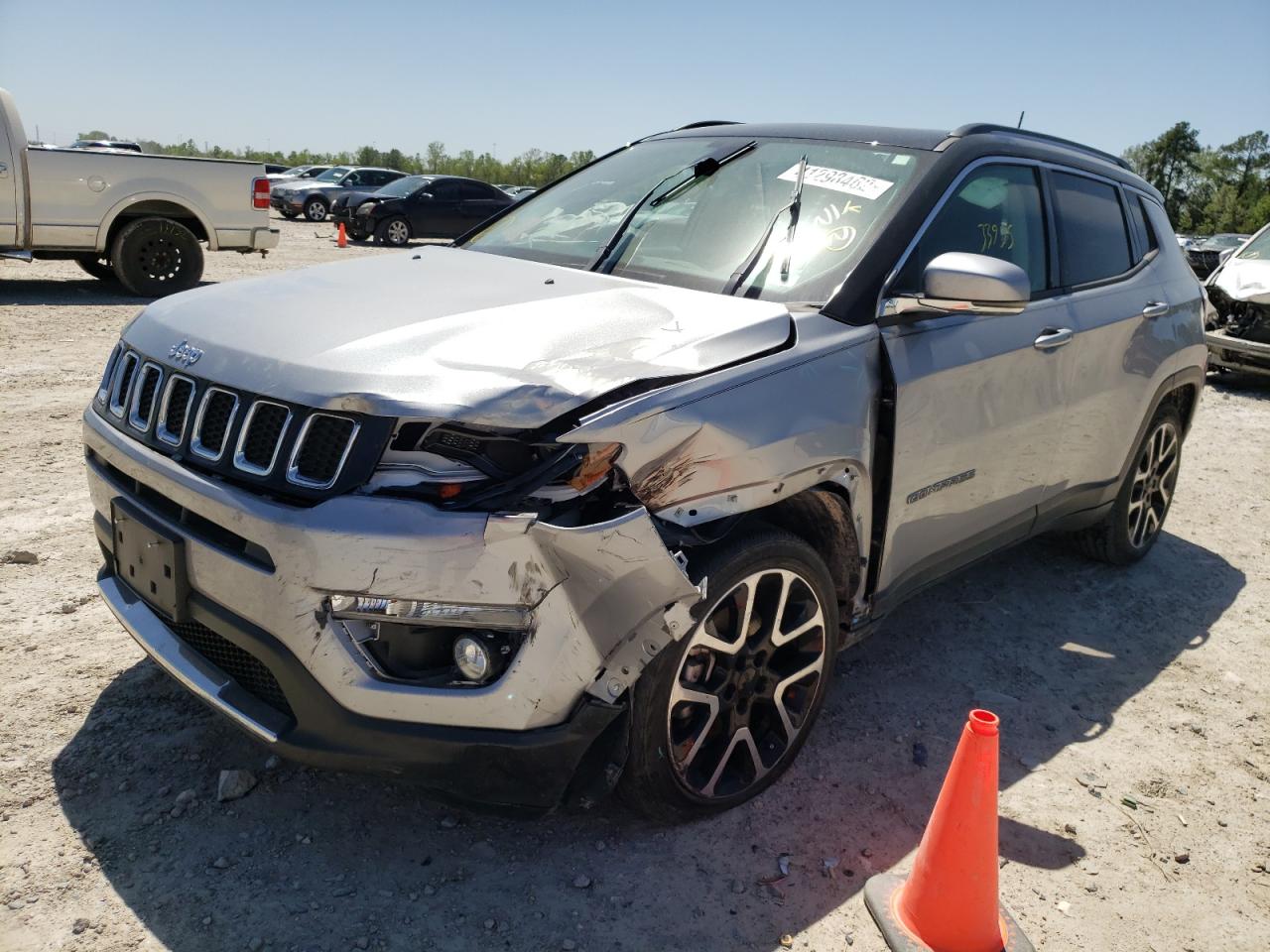 Photo 2 from auction – 2018 JEEP COMPASS LI with VIN 3C4NJCCB3JT425430
